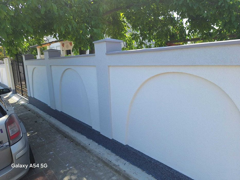 Constructie case Amenajari interioare si exterioare