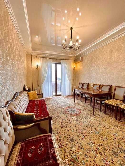 ул.Мукимий  3в4/5/9  Диет кафе  92м²