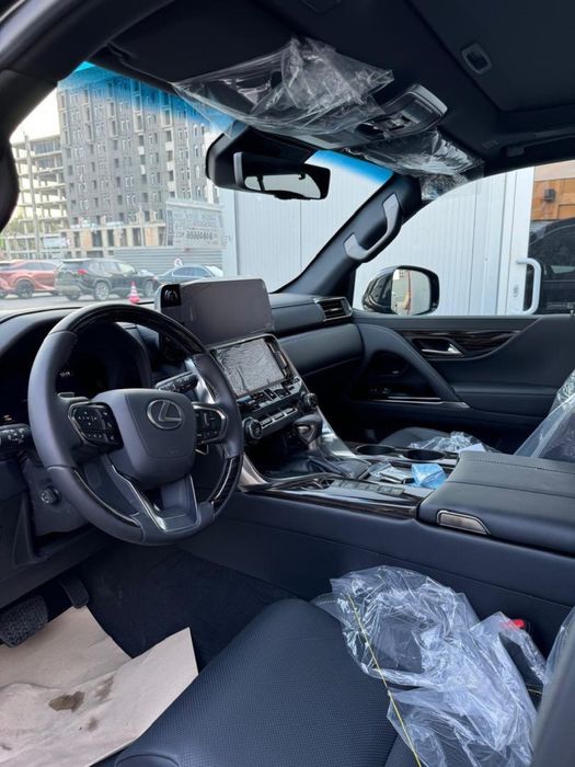 Lexus LX 600 Luxury 2026/01