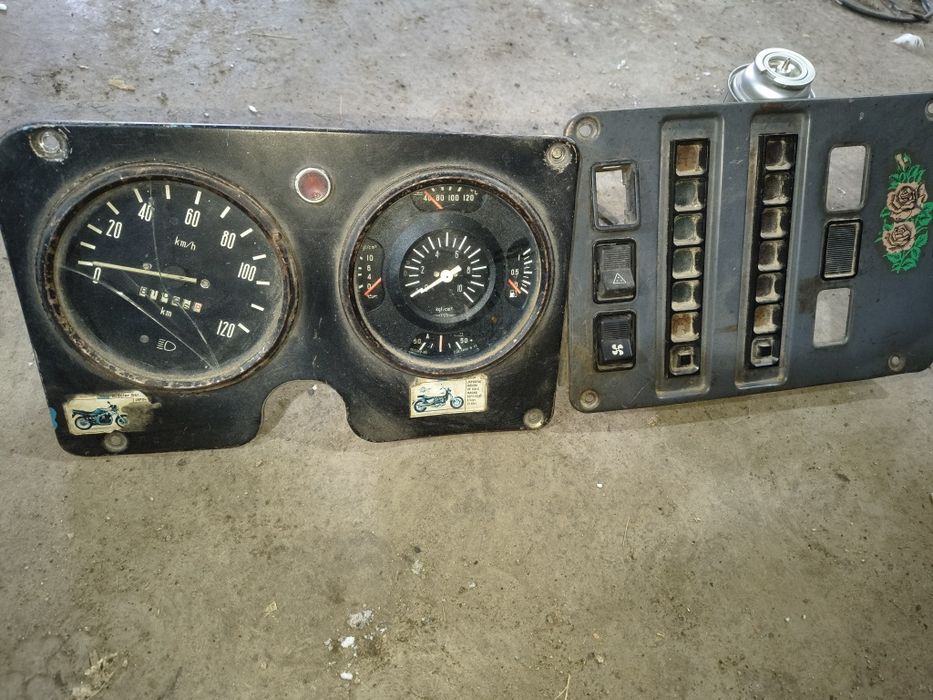 Продам запчасти на зил 130