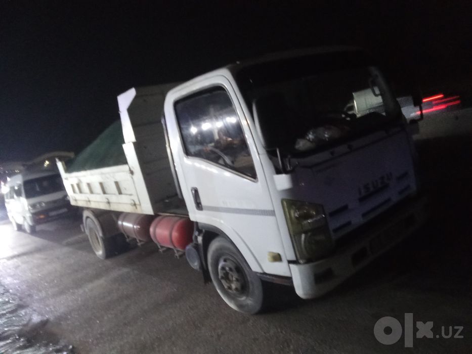 Isuzu samosval 2007