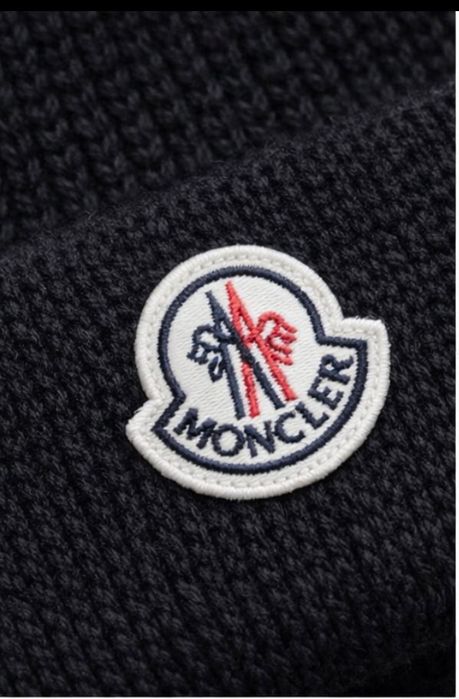 Caciula Moncler Noua