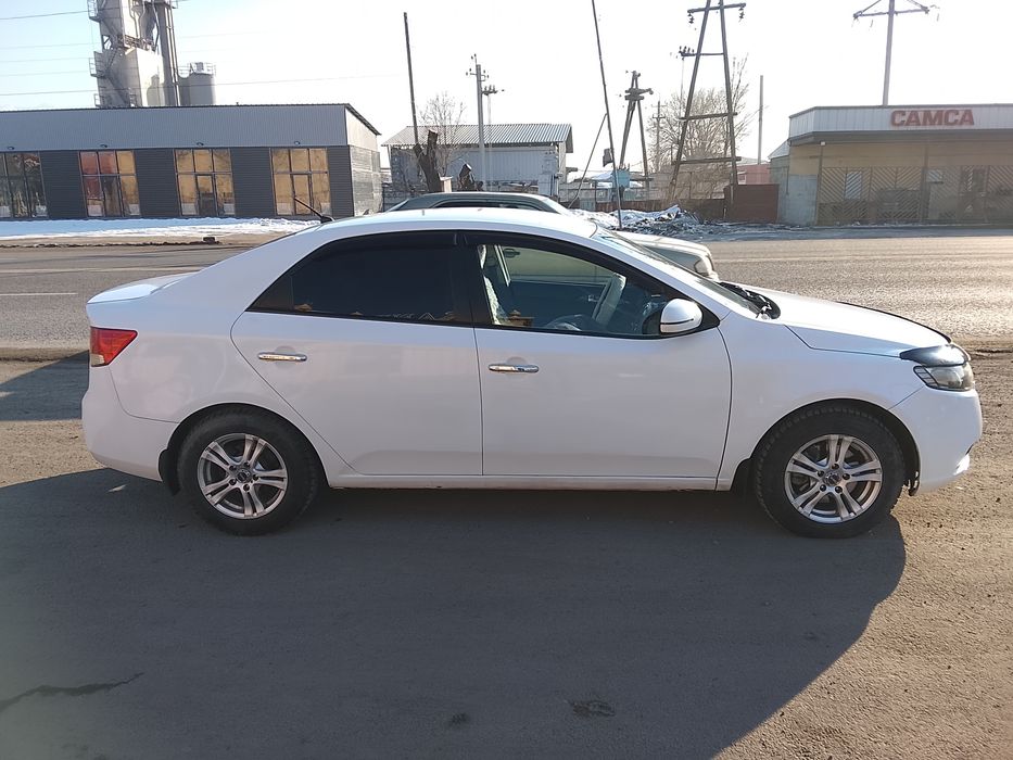 Срочно продам машину