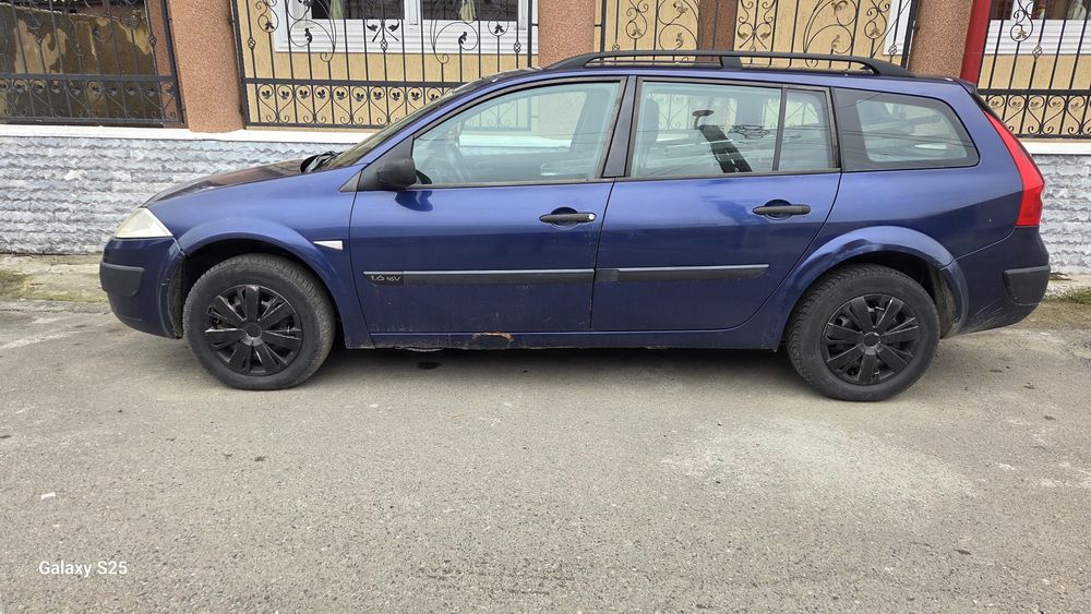 Vand Renault Megane Break  anul 2005