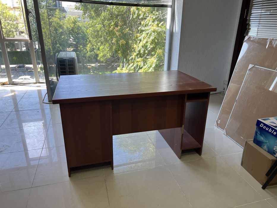 Продам офисный стол