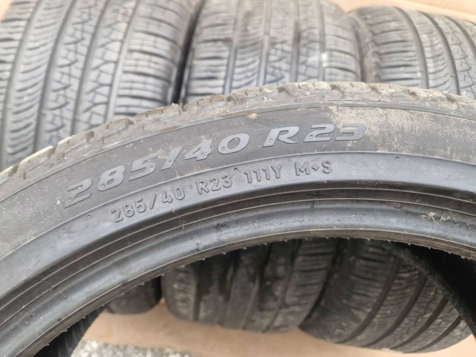 4 Pirelli R23 285/40
Всесезони гуми 
DOT3822