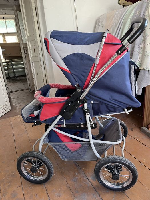 Зимняя детская коляска