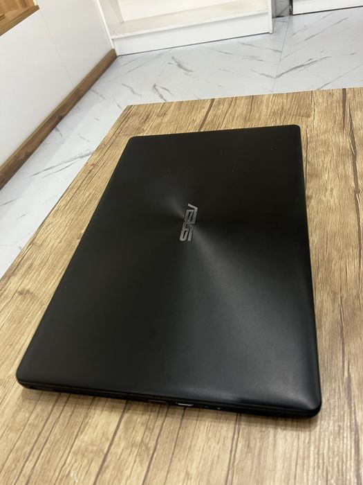 Ноутбук Asus X552c