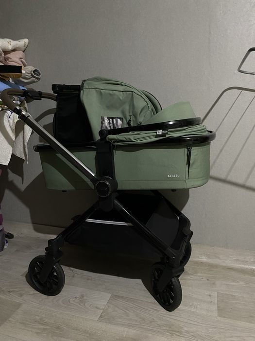 продаю г.Астана коляску 2в1 KidiloD900