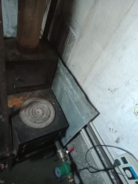 Продается Дом В Хорошем Районе