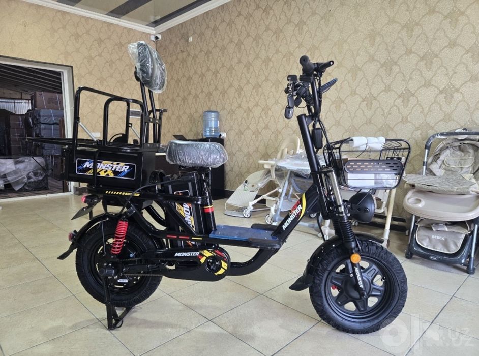 Monster elektrovelik yangi dek