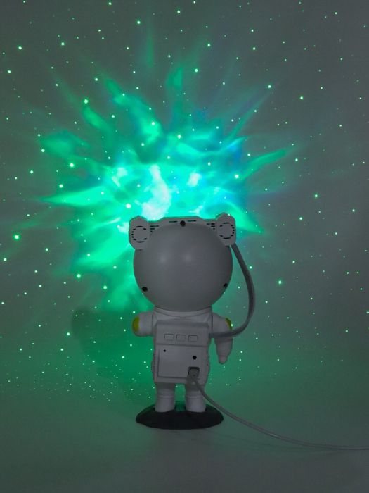 Детский ночник-проектор звездного неба Космонавт