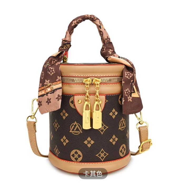 Женские сумки продам