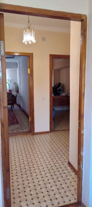 Срочно продается 3/5/9 на Чиланзар 23 квартал  галерейка