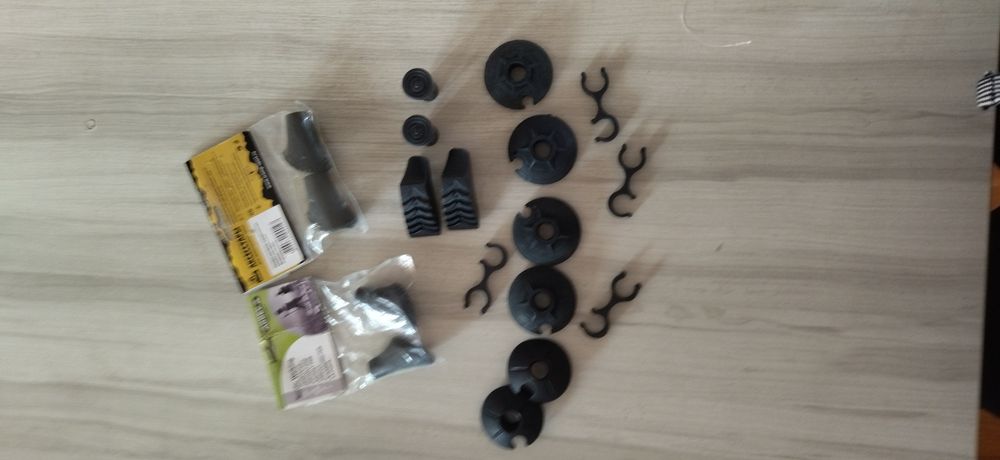 Каучукови накрайници за щеки за скандинавско ходене 4 чифта и аксесоар