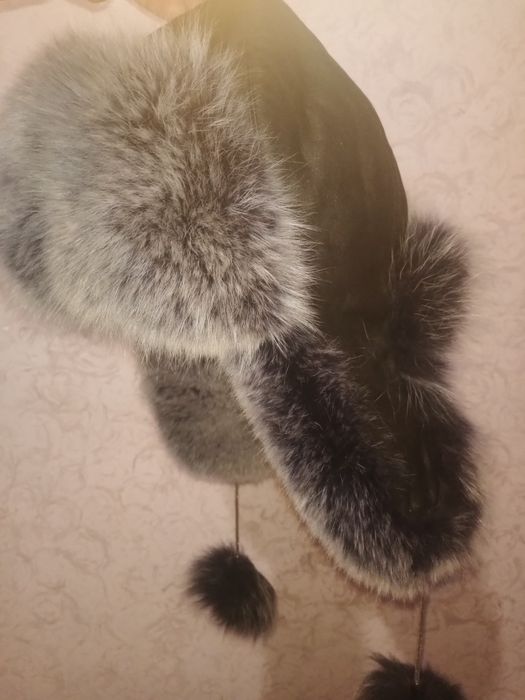 Продам зимнюю шапку