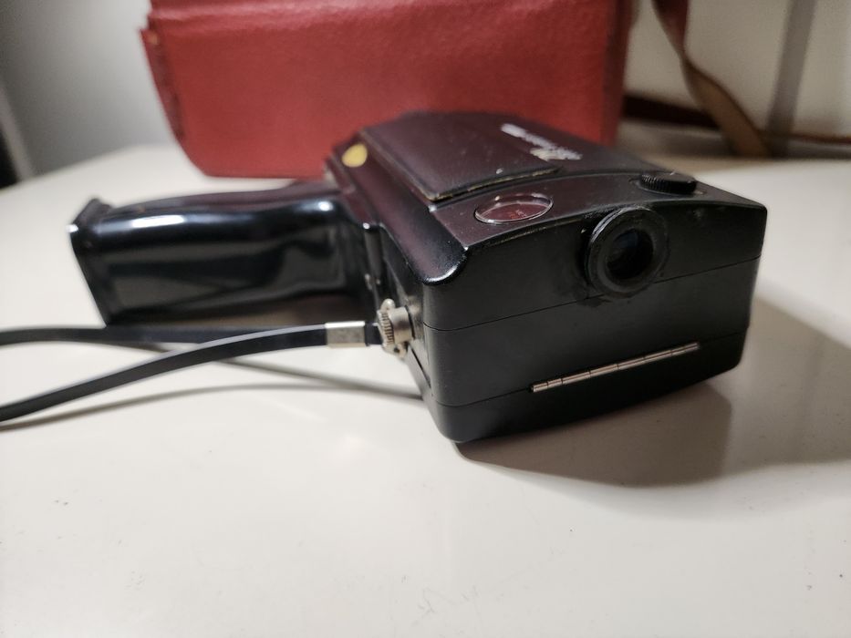 Vand camera Revue Super-8 S300 pt colectie
 comercializat în 1970-71