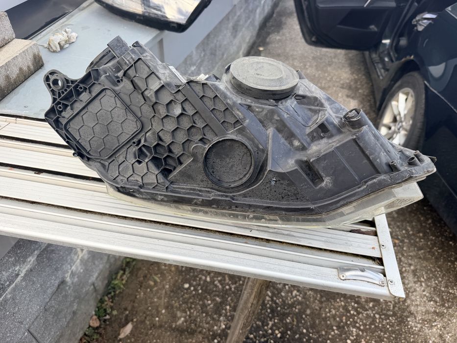 Ляв фар за Skoda Fabia 3