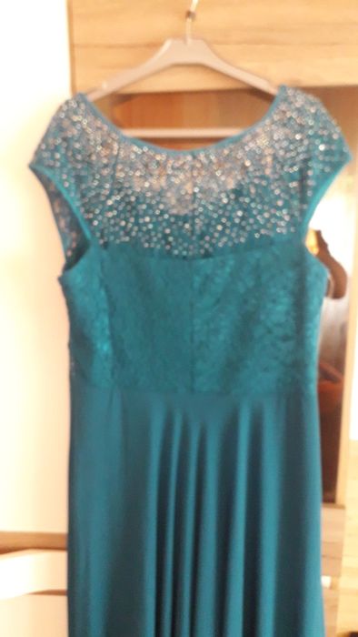 Rochie de seară,se pot lua și alte comenzi de croitorie