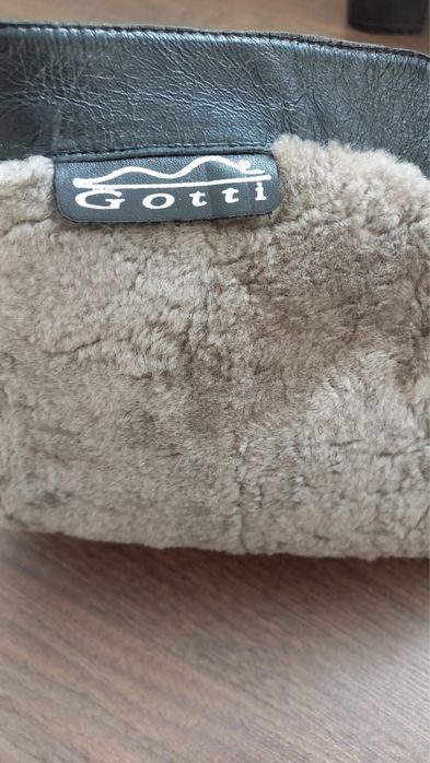 Женские кожаные сапоги