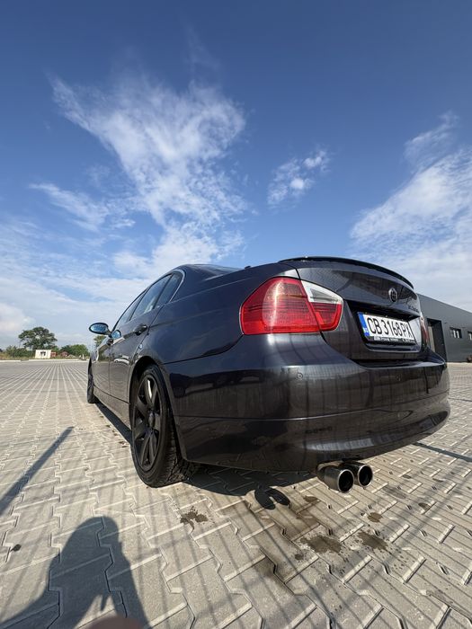 BMW 325xi 2.5 218hp