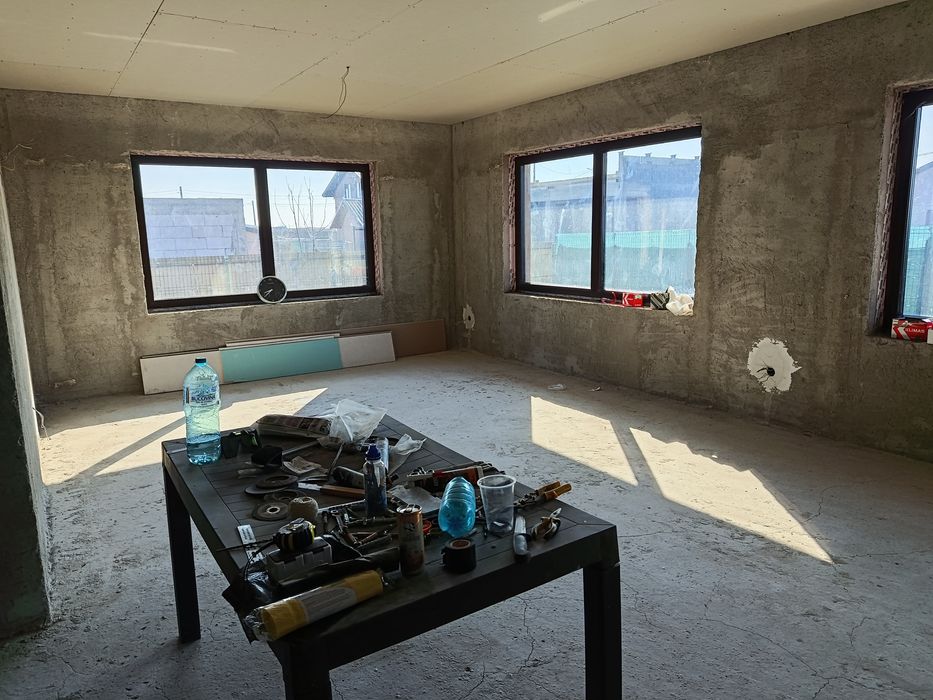 Vând casă în Ciulnita