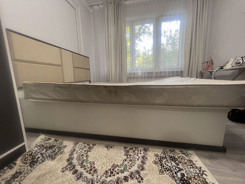 Продается матрас 200/160