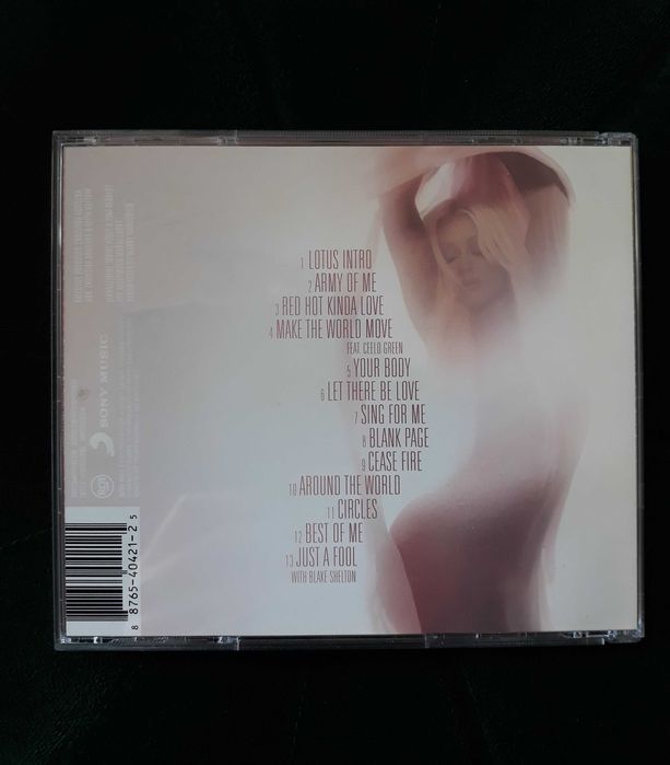 CD-та: Christina Aguilera, Royal Blood, The Pretty Reckless