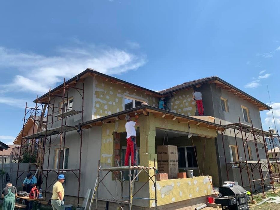 Echipa constructii interioare exterioare