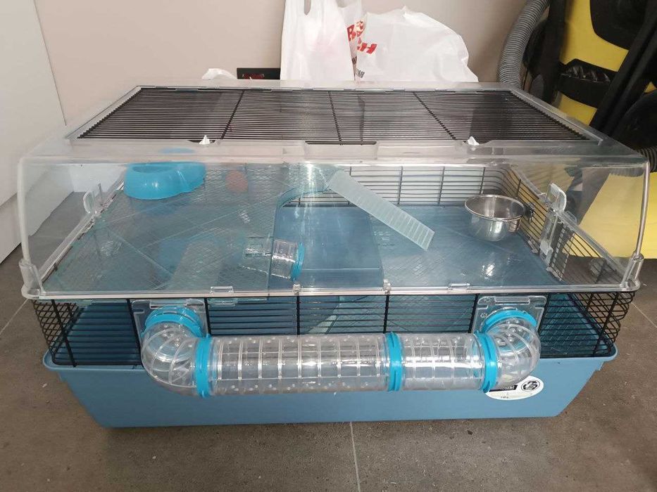 Продается Клетка для грызунов Ferplast в отличном состоянии