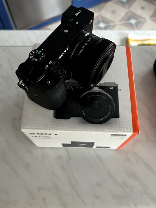 Sony Alpha a6100 + Kit Lens