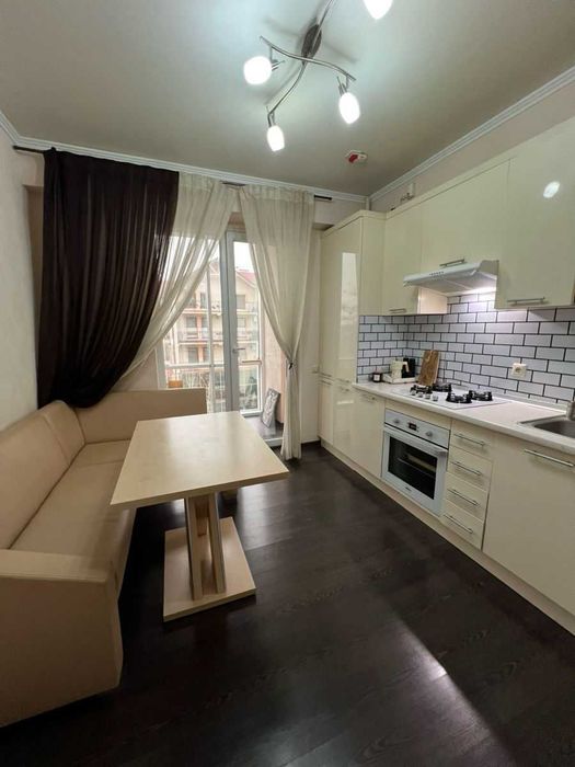 Дава се под наем Двустаен апартамент в София, Карпузица - 56 кв.м за 499 € - Снимка #2