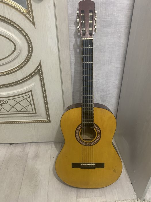 Гитара классическая