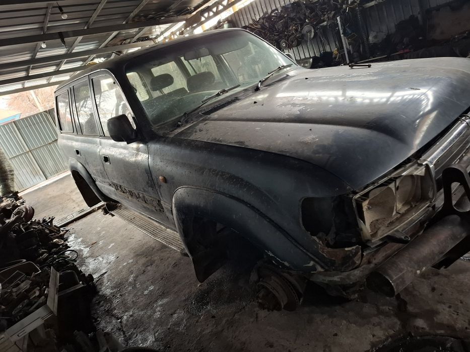 Ланд крузер 80.     .