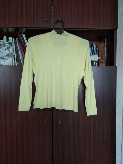 Дамски: блузи с дълък ръкав и блейзери за пролетта