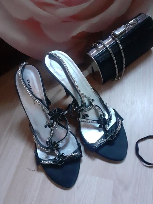 Елегантен бален тоалет.