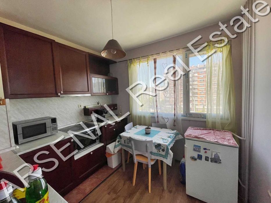 Дава се под наем Едностаен апартамент в София, Младост 4 - 60 кв.м за 398.82 € - Снимка #1