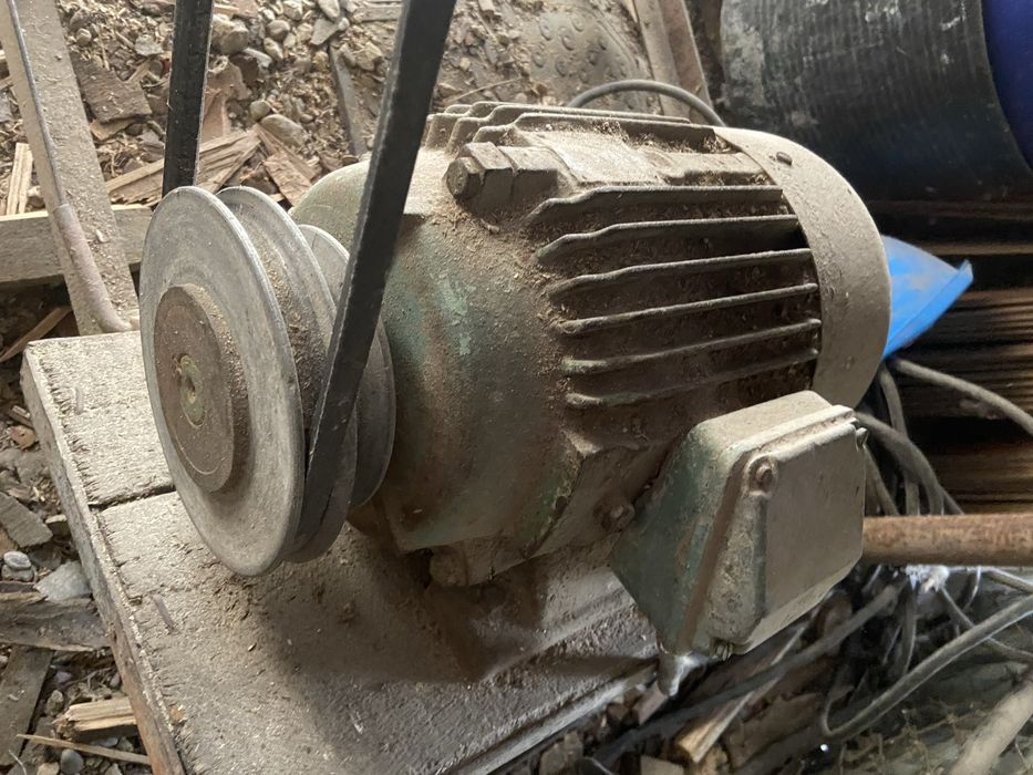 Vind motor trifazic de 4 kw