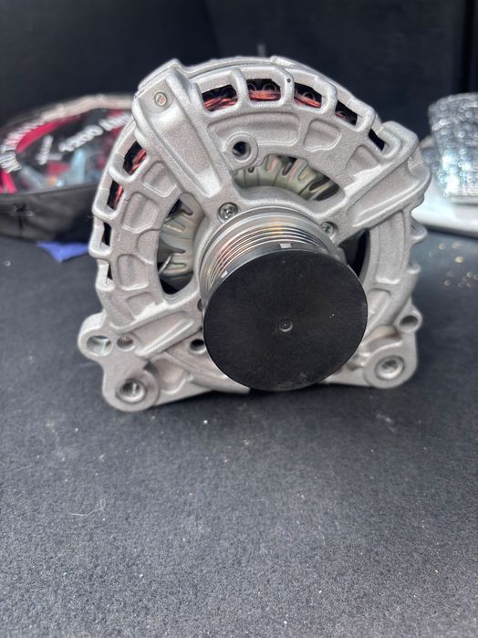 Alternator Audi A4 B8