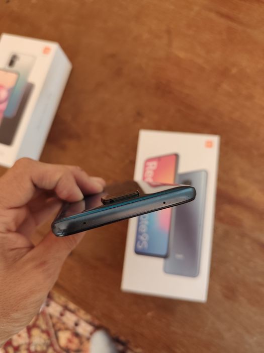 Redmi Note 9s ...