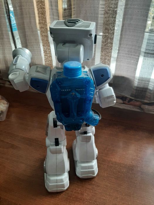 Робот Zhorya Эпсилон-Ти, высота 38 см