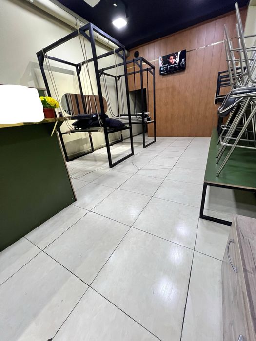 Fast food uchun tayyor mebel sotiladi