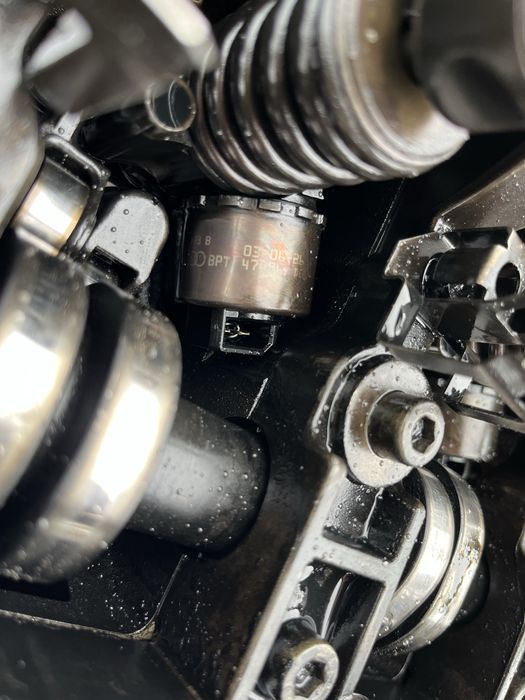Injector,injectoare VW Touran Passat b6 golf 5 seat 2.0 tdi 140 CP BKD BKP AZV BLB BRE