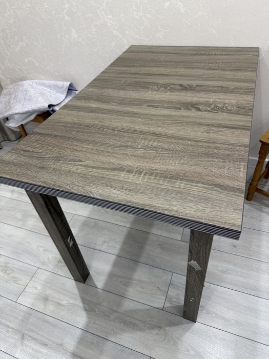 Продам кухонный стол раздвижной