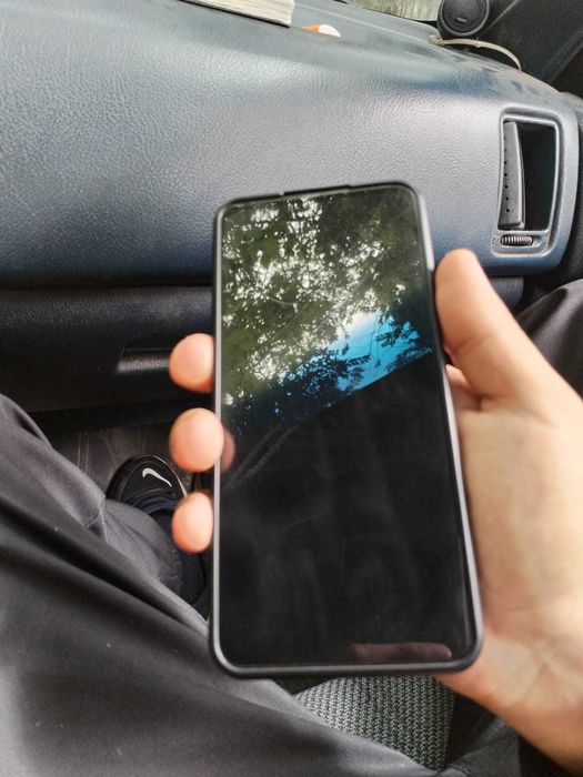 Продам honor 90 lite