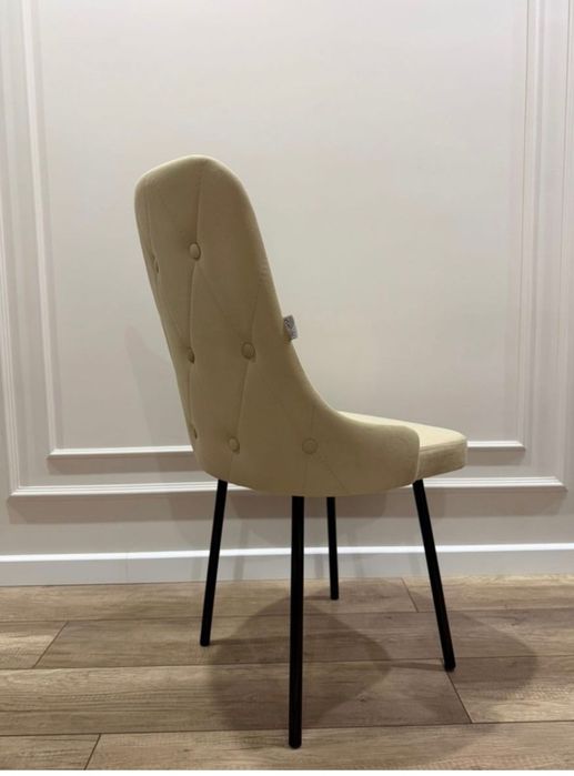 4 стула за 35 тысяч тенген