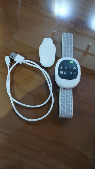 Enurezga qarshi aqilli budilnik soat