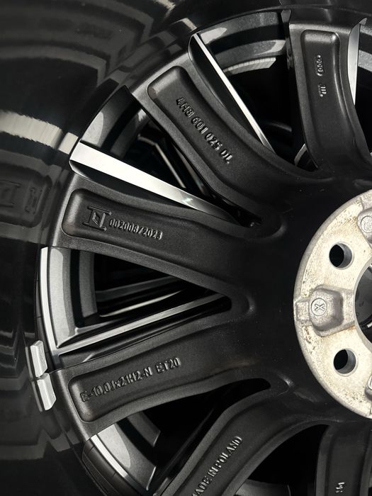 Jante Audi Q8 SQ8 R21 Originale Continental de vara 44/2024 99%