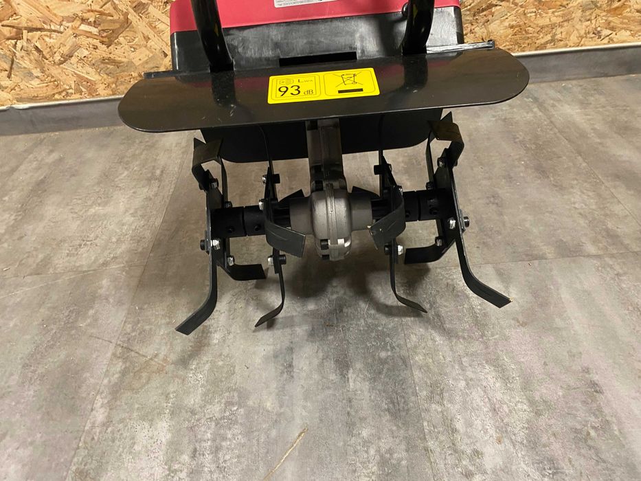 095101	Мотофреза електрическа 750W 300mm RD-ET01J