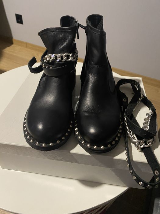 Дамски боти